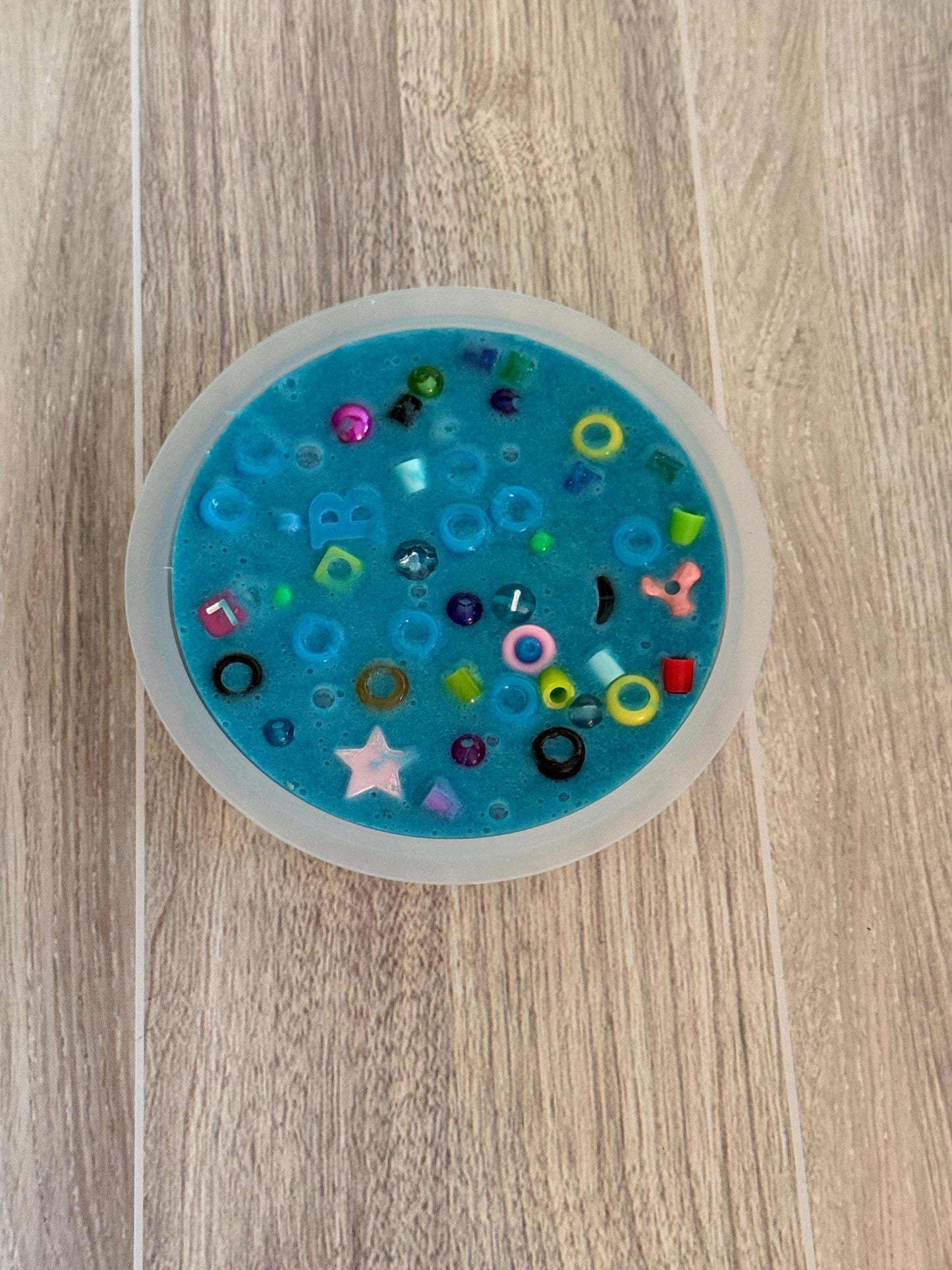 Mini Remeltable Pickin’ Pads with MOLD