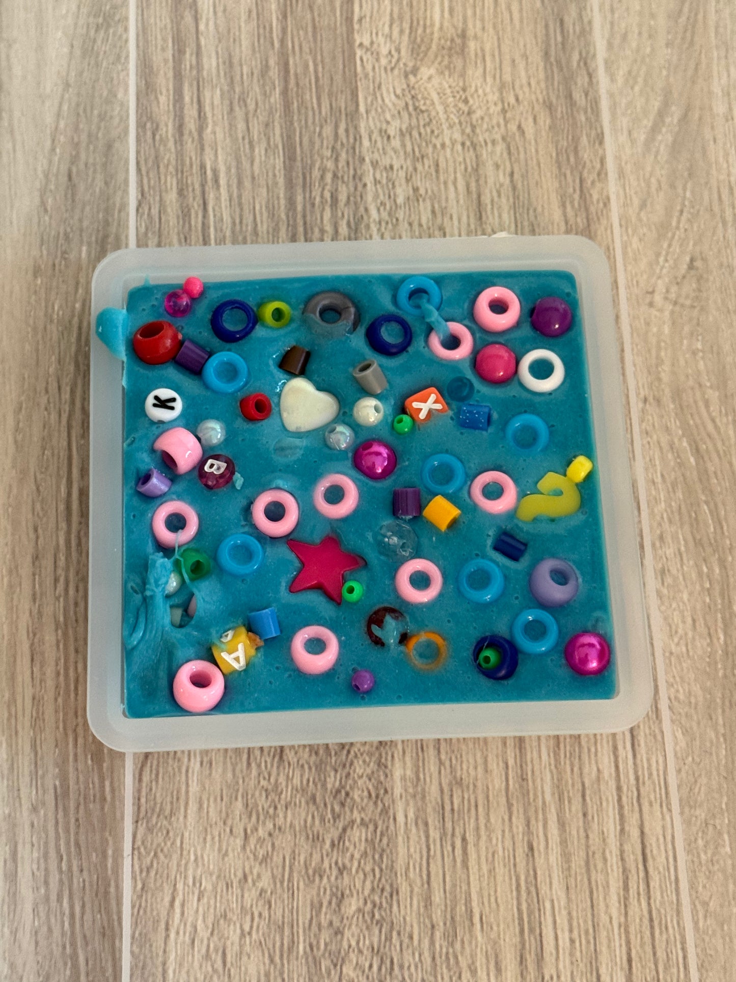 Mini Remeltable Pickin’ Pads with MOLD