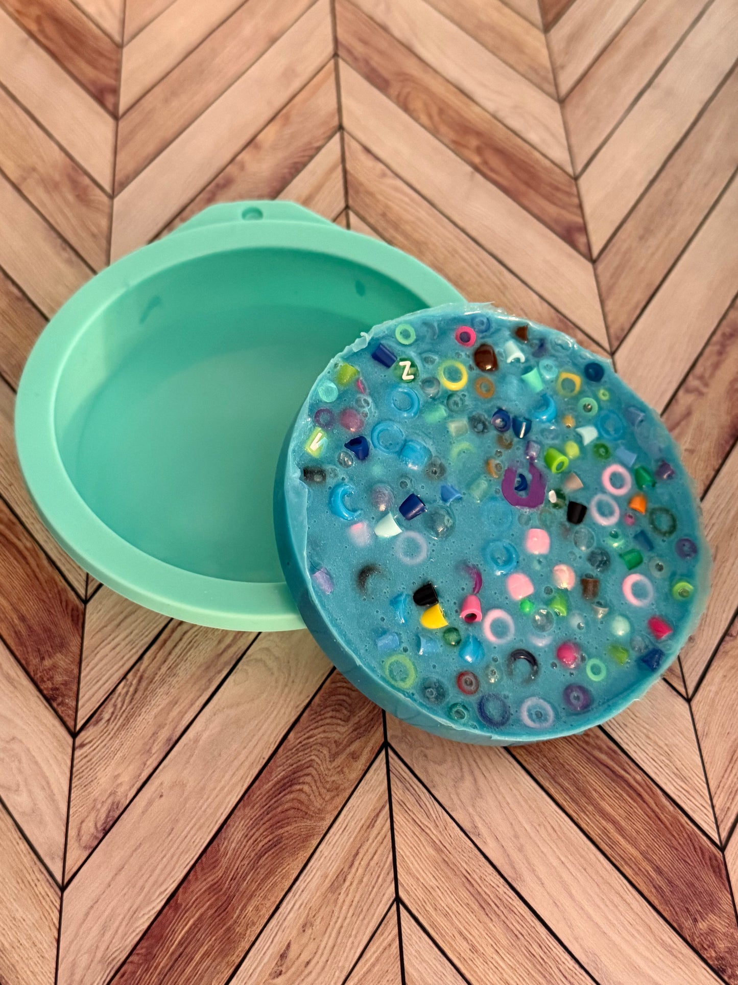 Remeltable Pickin’ Pads with MOLD